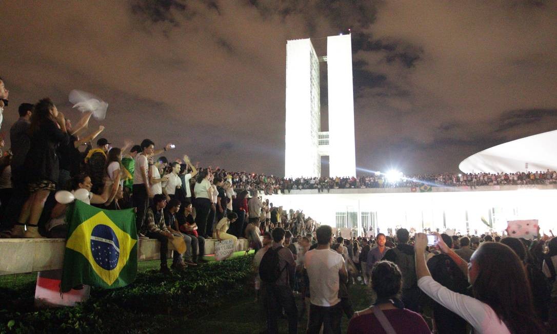Brasil da política ou da politicagem?