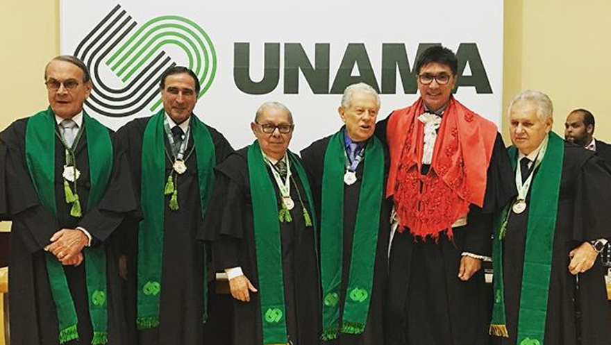 DISCURSO DE ENTREGA DE TÍTULO HONORIS CAUSA E PROFESSOR EMÉRITO