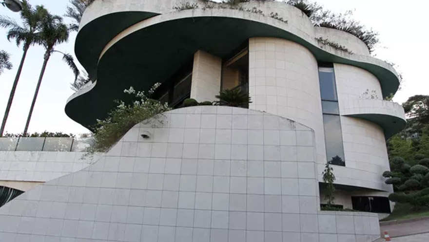 Empresário vai abrir escola inspirada em Musk na mansão de Cid Ferreira