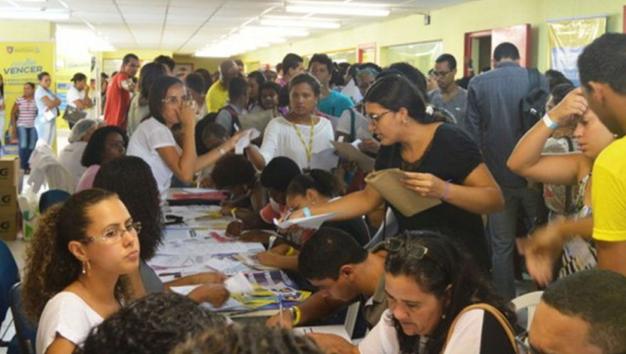  Evento oferece mil vagas de estágio e emprego em Salvador