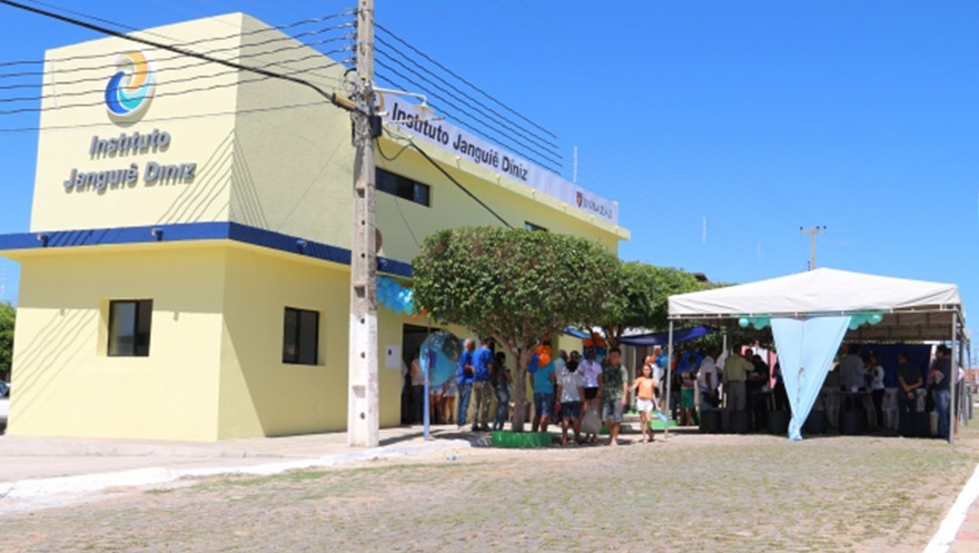 Instituto Janguiê Diniz é inaugurado em Santana dos Garrotes