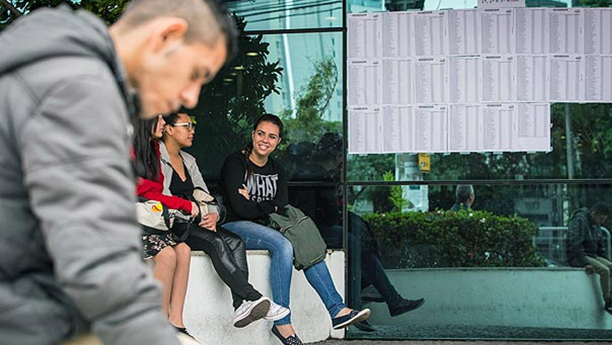 Oito em cada dez jovens concordam com nota de corte do Enem para Fies