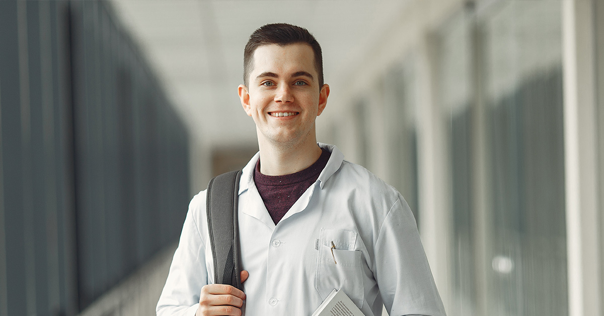 Expansão dos cursos de Medicina e necessária isonomia regulatória